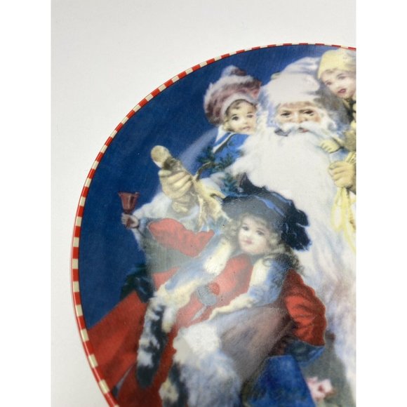 Vintage Christmas Plate Decor Santa and Children Decor Plate Holiday Themed - Picture 3 of 8
